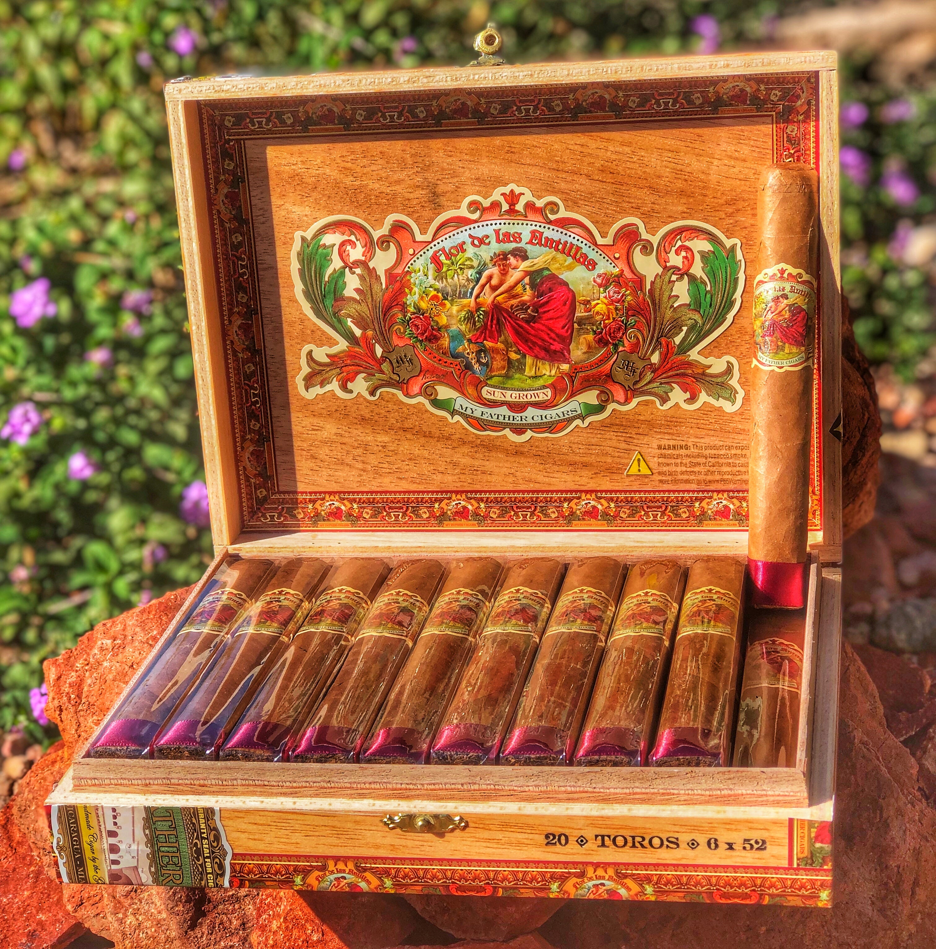 MI PADRE CIGARROS Flor De Las Antillas [Sun Grown]